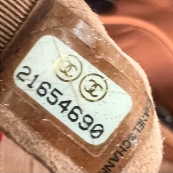 TRADES WELCOME Chanel Tan Quilted Caviar Leather Large Shopping Tote - Picture 4 of 7